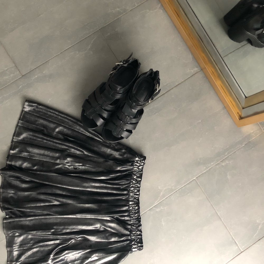 Metallic Pleated Skirt